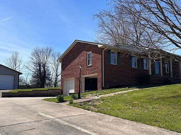 4th image of 114 Norton Dr