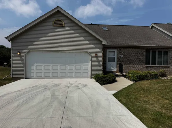 178 E Pioneer Rd, Fond Du Lac, WI 54935