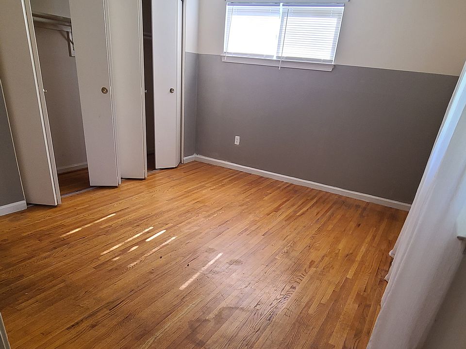 1st image of 4715 Iris Pl