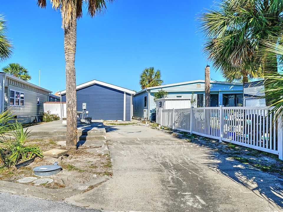 1st image of 671 Sea Lion Dr