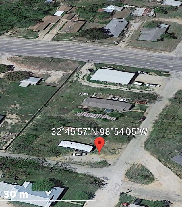 1st image of 109 E 7th St