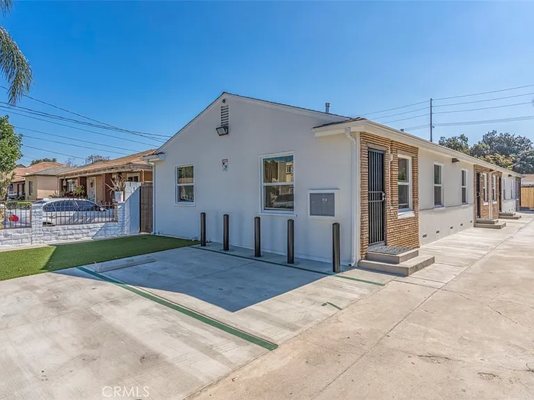 501 N Eastwood Ave — Photo 1