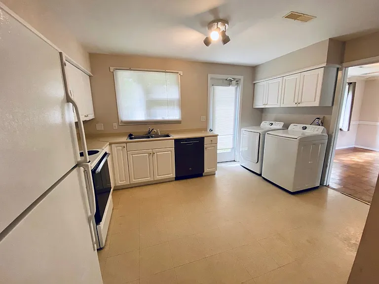 Kitchen_06162023
