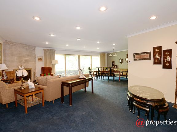 Living Room / Dining Room