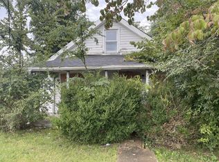 2108 Golf Club Ln, Clarksville, TN 37043