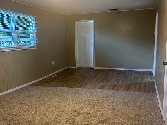 3rd image of 511 5th St SW