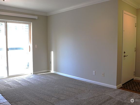 4th image of 33020 10th Avenue SW #BB302