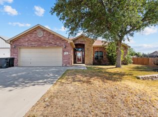 130 Hummingbird Dr, Weatherford, TX 76088