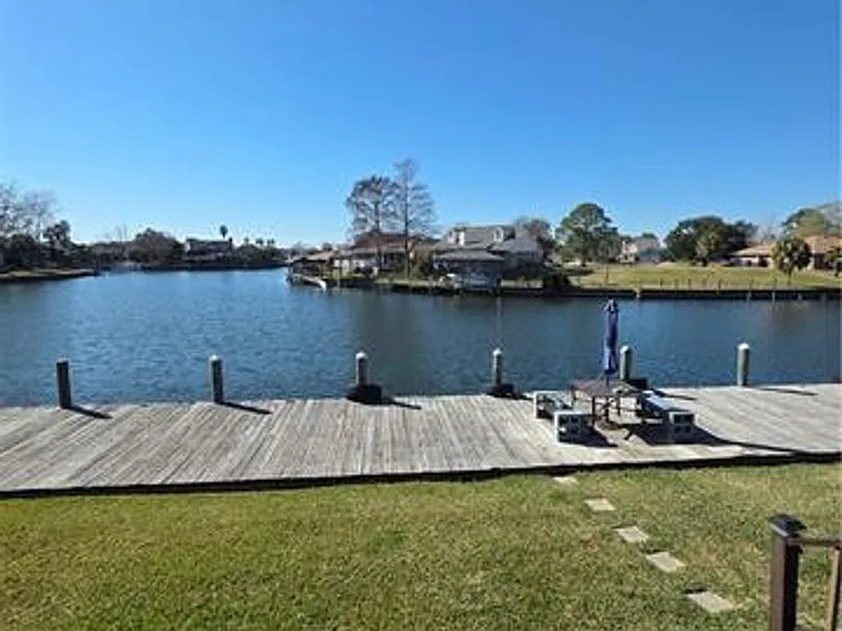232 Marina Dr — Photo 12