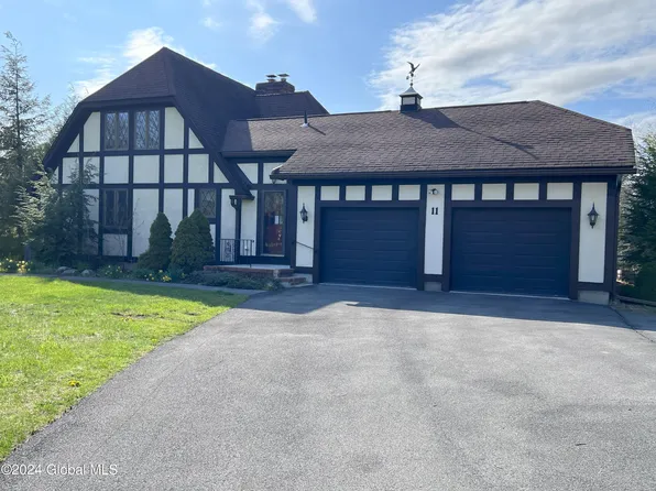 11 Cobblestone Drive, Queensbury, NY 12804
