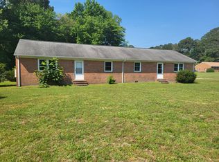 4048 Hickory Fork Rd, Gloucester, VA 23061