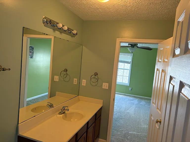 11036 Symington Cir — Photo 29