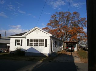 392 Woodlawn Ave, Cramerton, NC 28032