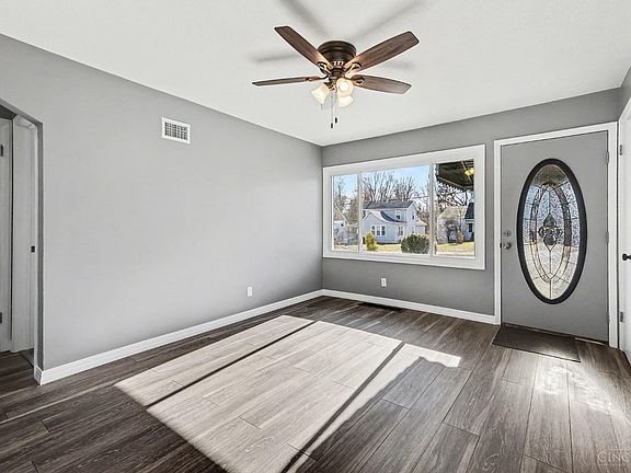 2nd image of 2750 W Galbraith Rd