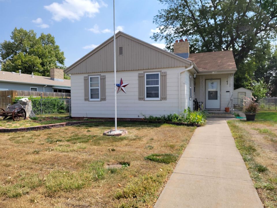1st image of 1306 W A Street