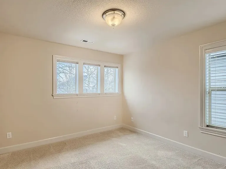 13531 NW Kollenborn Ln — Photo 25