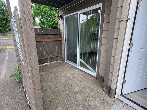 2nd image of 8231 N Fessenden St APT 9