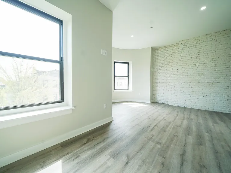 10 Blackwood St #320 — Photo 6