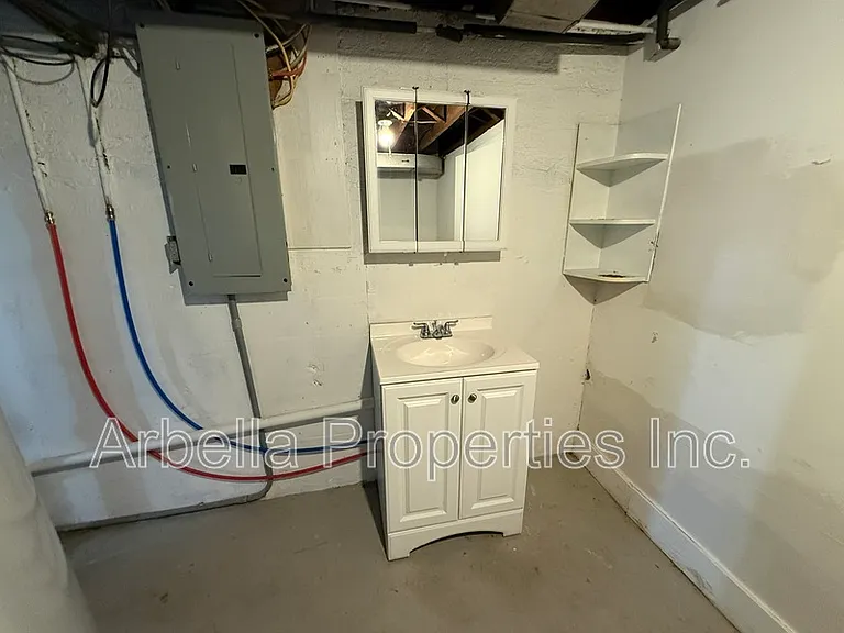 1437 Valley St — Photo 27