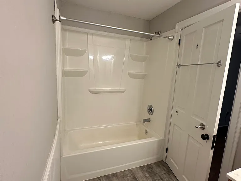 179 N Main St #1 — Photo 5