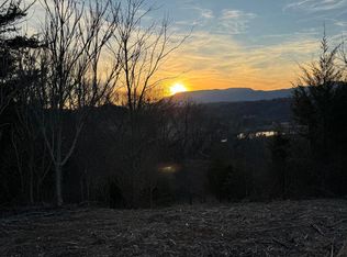 Hidden Mountain Way, Newport, TN 37821