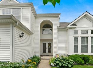 61 Canal St, Sayreville, NJ 08872