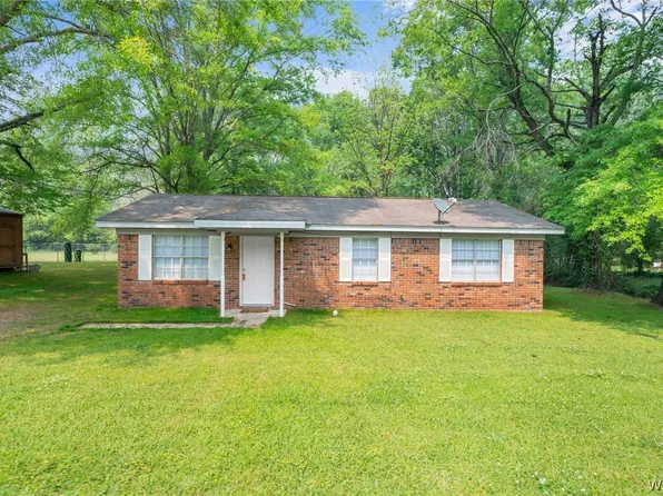 130 Rosewood Ln, Moundville, AL 35474