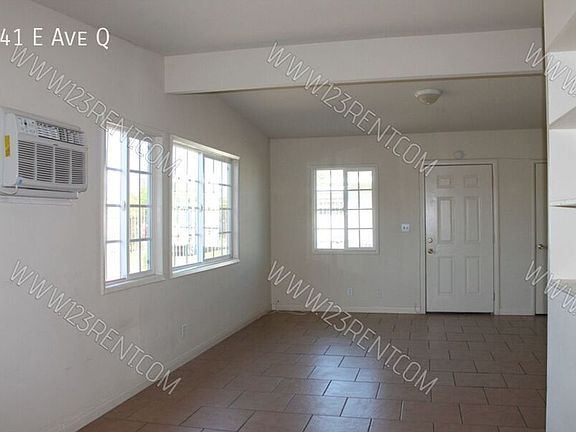 3rd image of 841 E Avenue Q