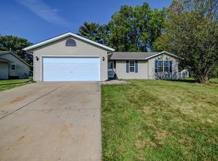 551 Lewellen St, Marshall, WI 53559