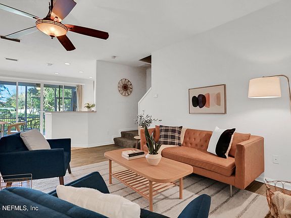 4th image of 4852 PARKHURST Place