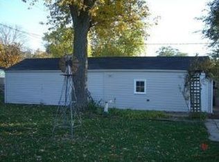 7901 Mildred Rd, Machesney Park, IL 61115