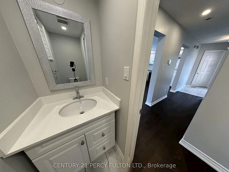 54 Rolling Acres Dr — Photo 6
