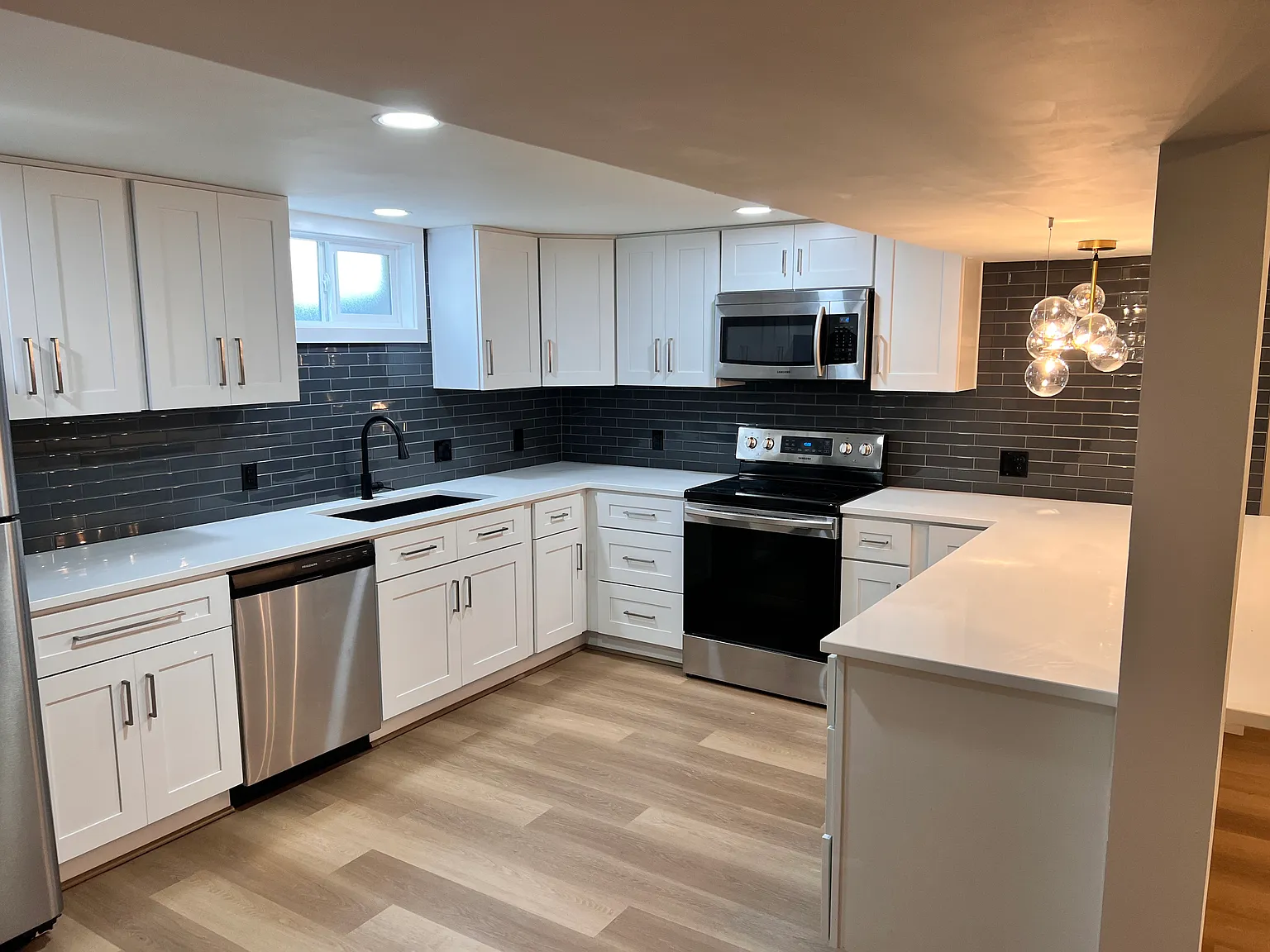 1 bed, 1000 sqft, $1,400 — Photo 2