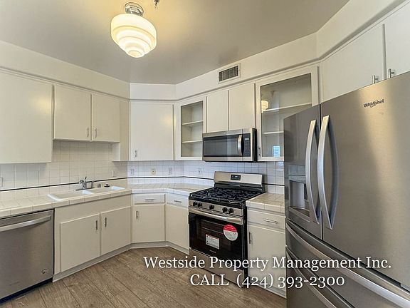 5th image of 127-133 S Flores St #2F