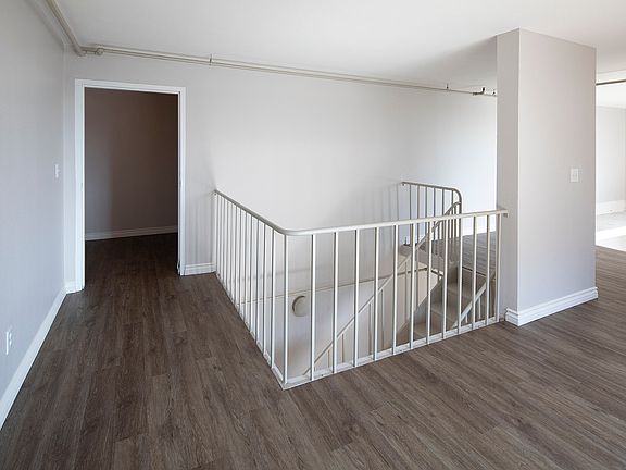 2nd image of 303 Market St APT 315