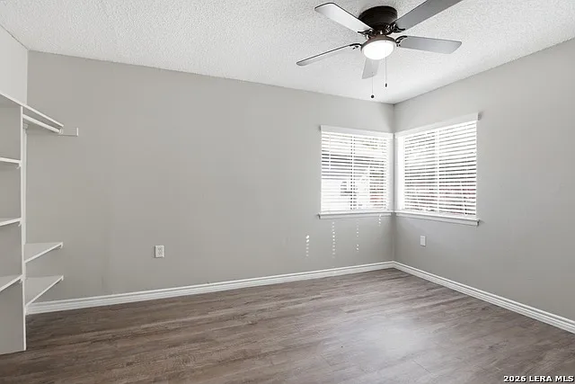9855 Meadow Way — Photo 18