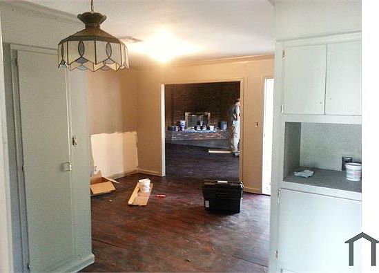 3rd image of 3821 Duquesne Dr