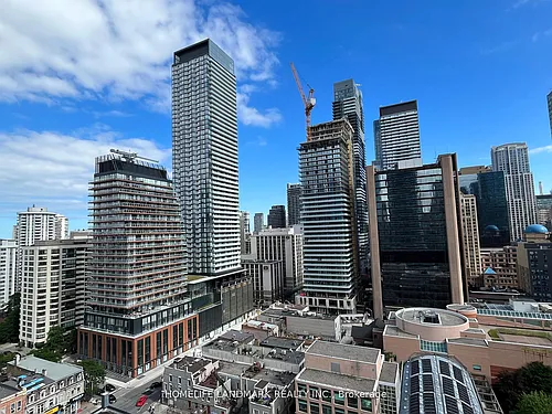 11 Wellesley St W #1405 Photo 1