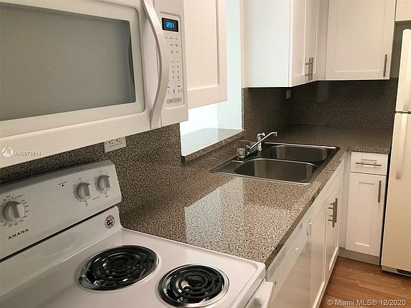 2nd image of 1740 NW North River Dr APT 625