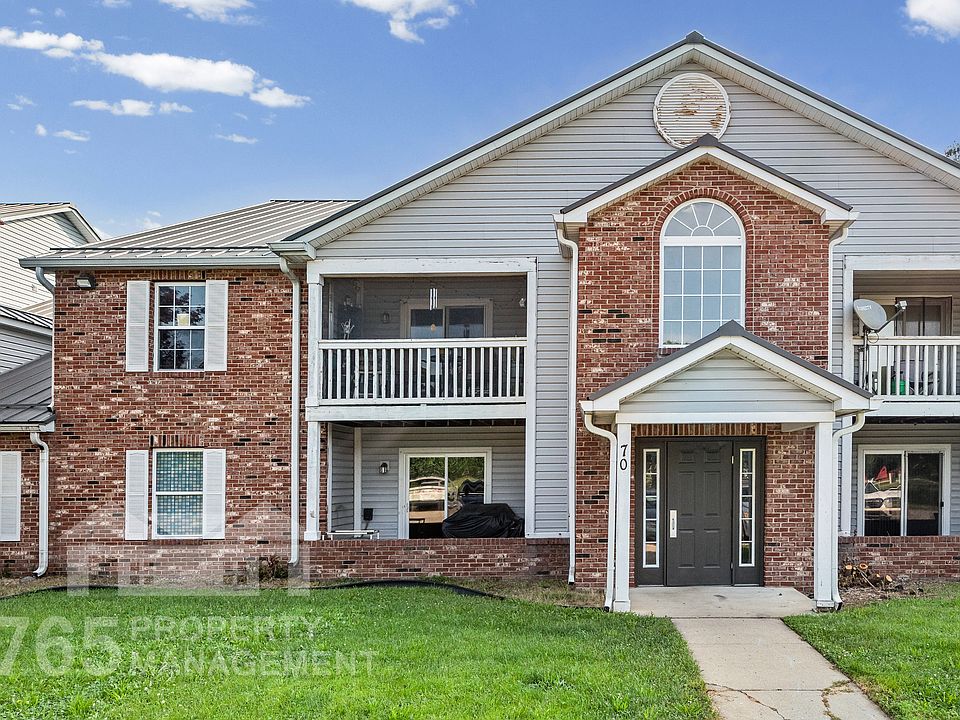 1st image of 70 Bridgewater Ct #12