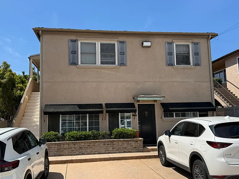 3109 Jarvis St — Photo 16