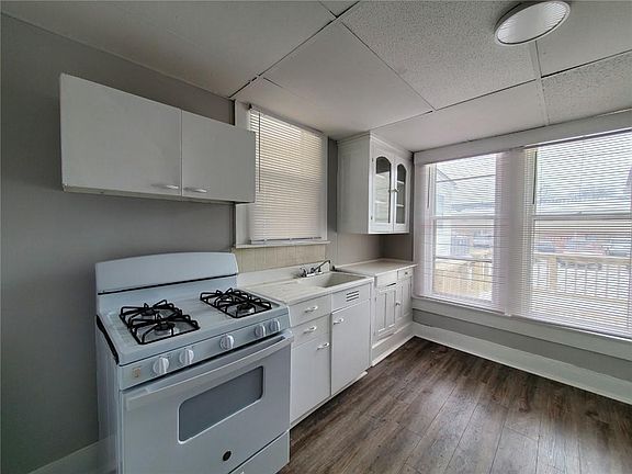5th image of 133 W Hendricks St #1