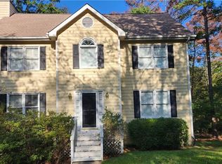 742 Picketts Lake Dr, Acworth, GA 30101