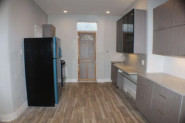 Rented by Corcoran | media 16