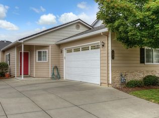 293 Meadow Dr, Ashland, OR