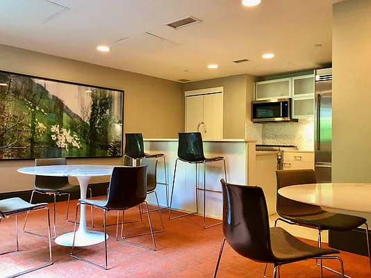 Rented by NY Living Solutions | media 26