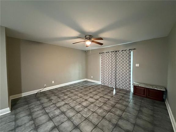 3rd image of 2120 Richland Ave #A