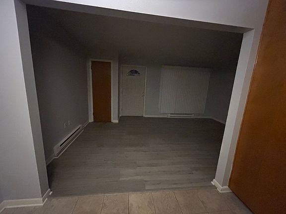 2nd image of 2316 W Genesee Ave #2