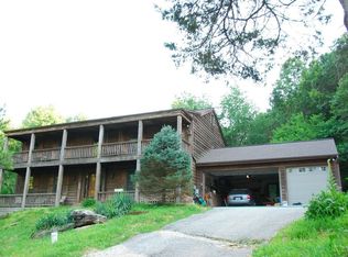 719 Kiefer Creek Rd, Ballwin, MO 63021