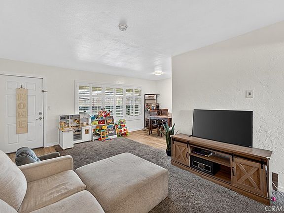 5th image of 1430 W Lambert Rd Unit 384